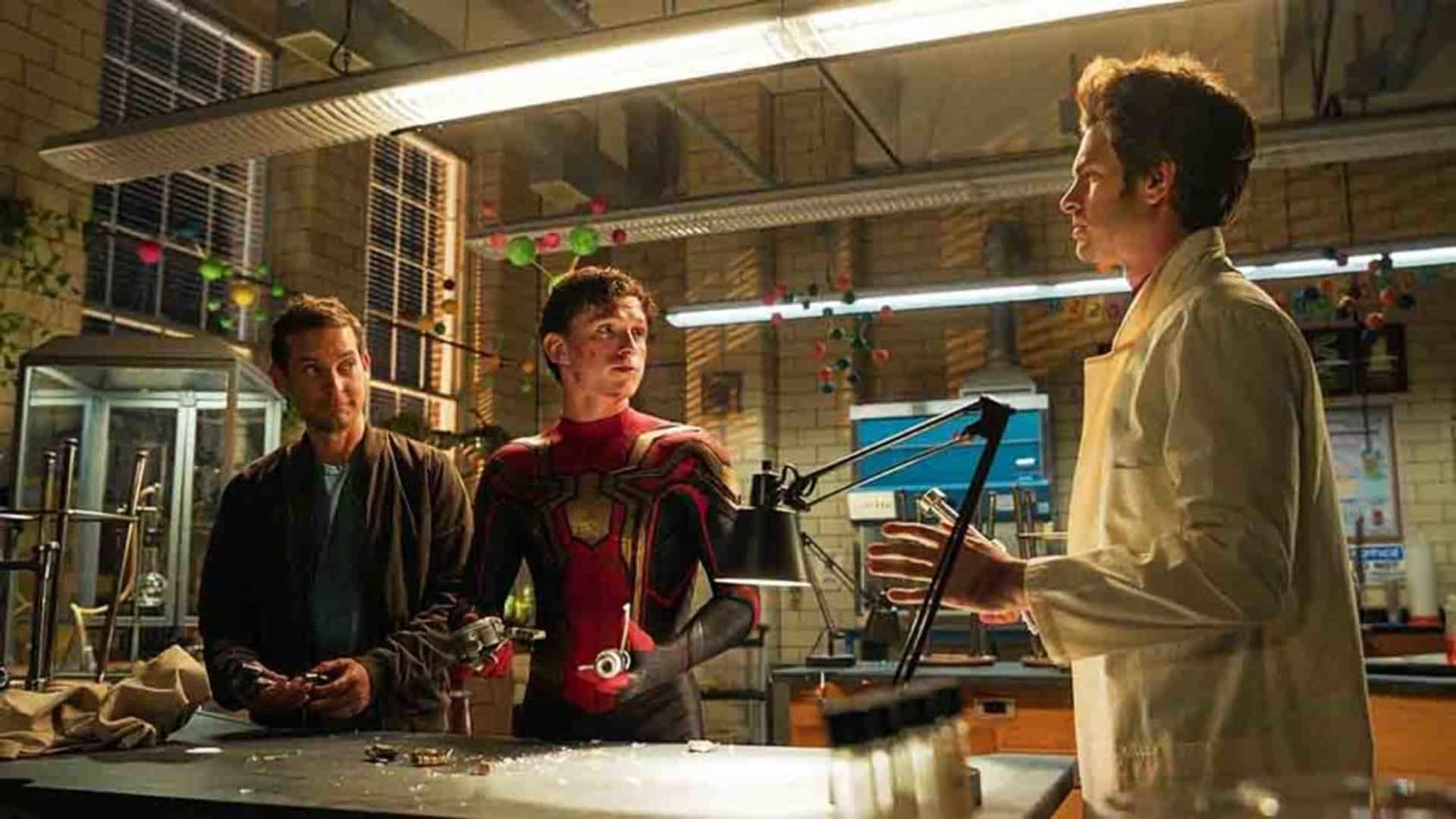 Tobey Maguire, Tom Holland y Andrew Garfield, escena