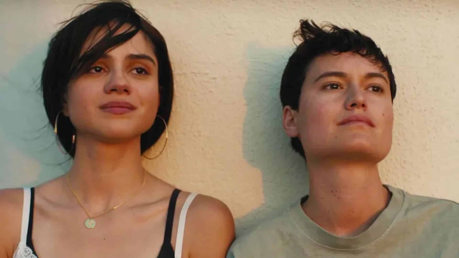 In the Summers: cinta emotiva sobre la hermandad, la familia y las adicciones