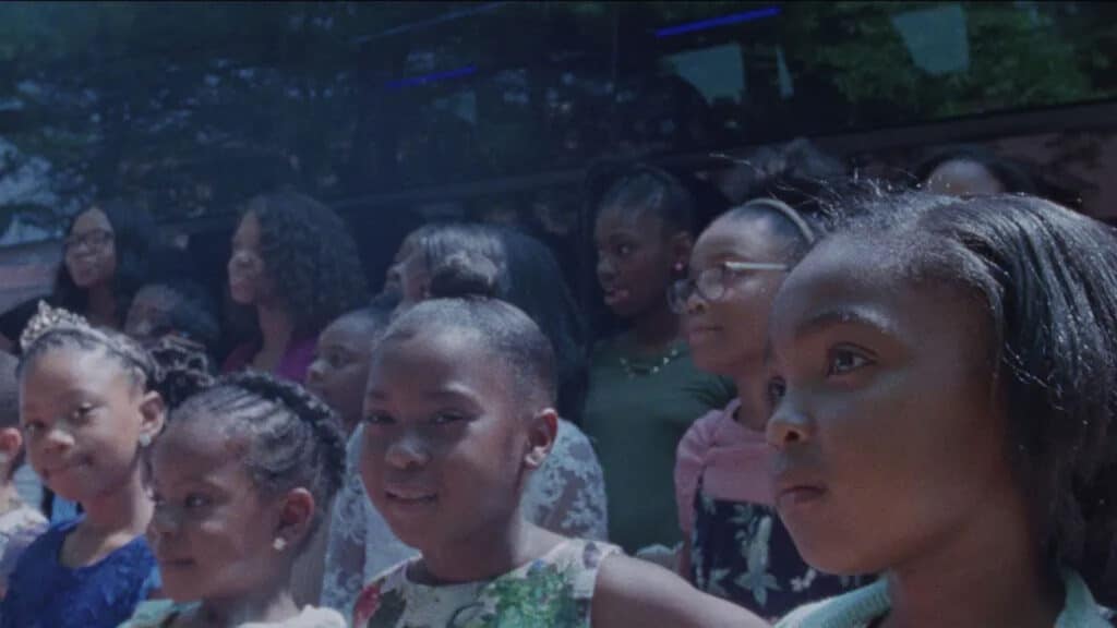 Sundance CDMX 2024: ¿Por qué ver Daughters, el aclamado y conmovedor documental?