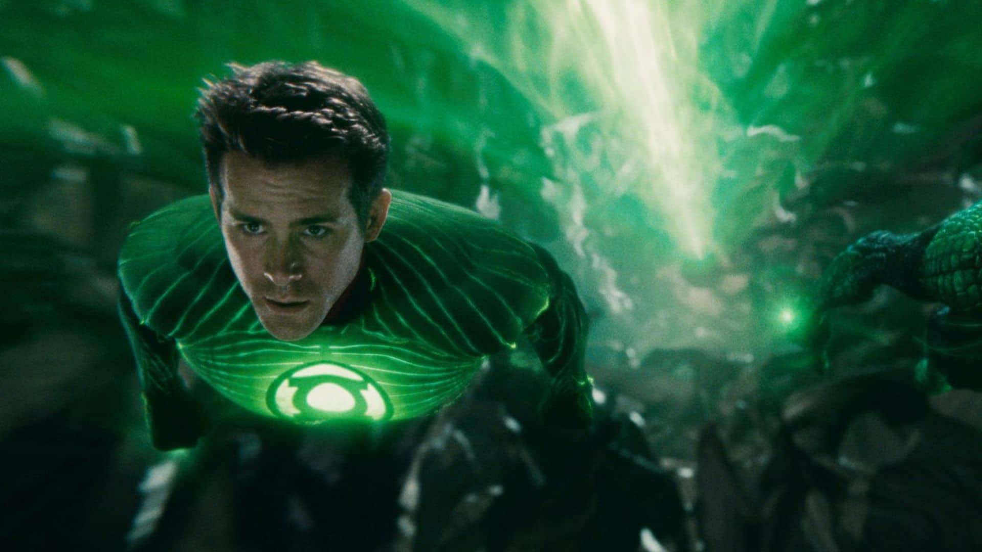 Ryan Reynolds como Linterna Verde