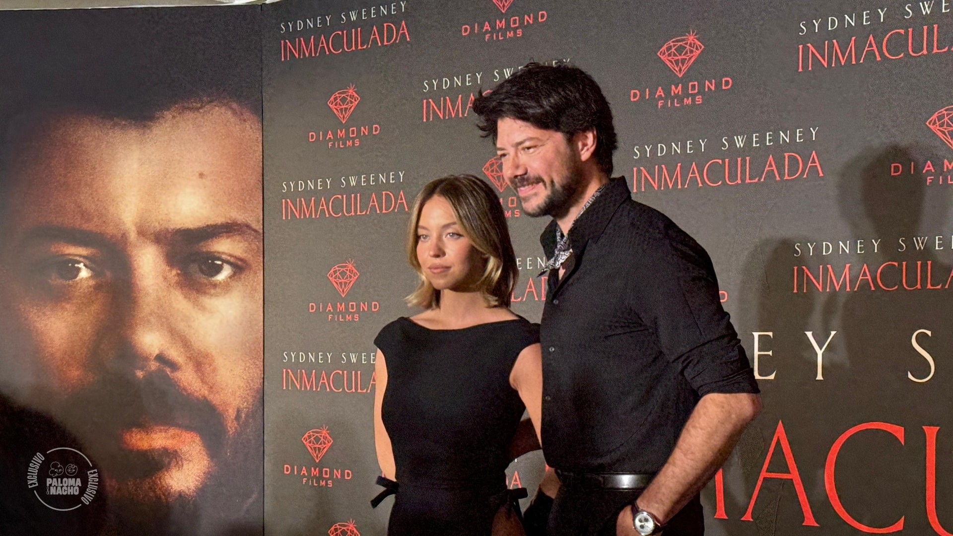 Álvaro Morte y Sydney Sweeney en conferencia de prensa México