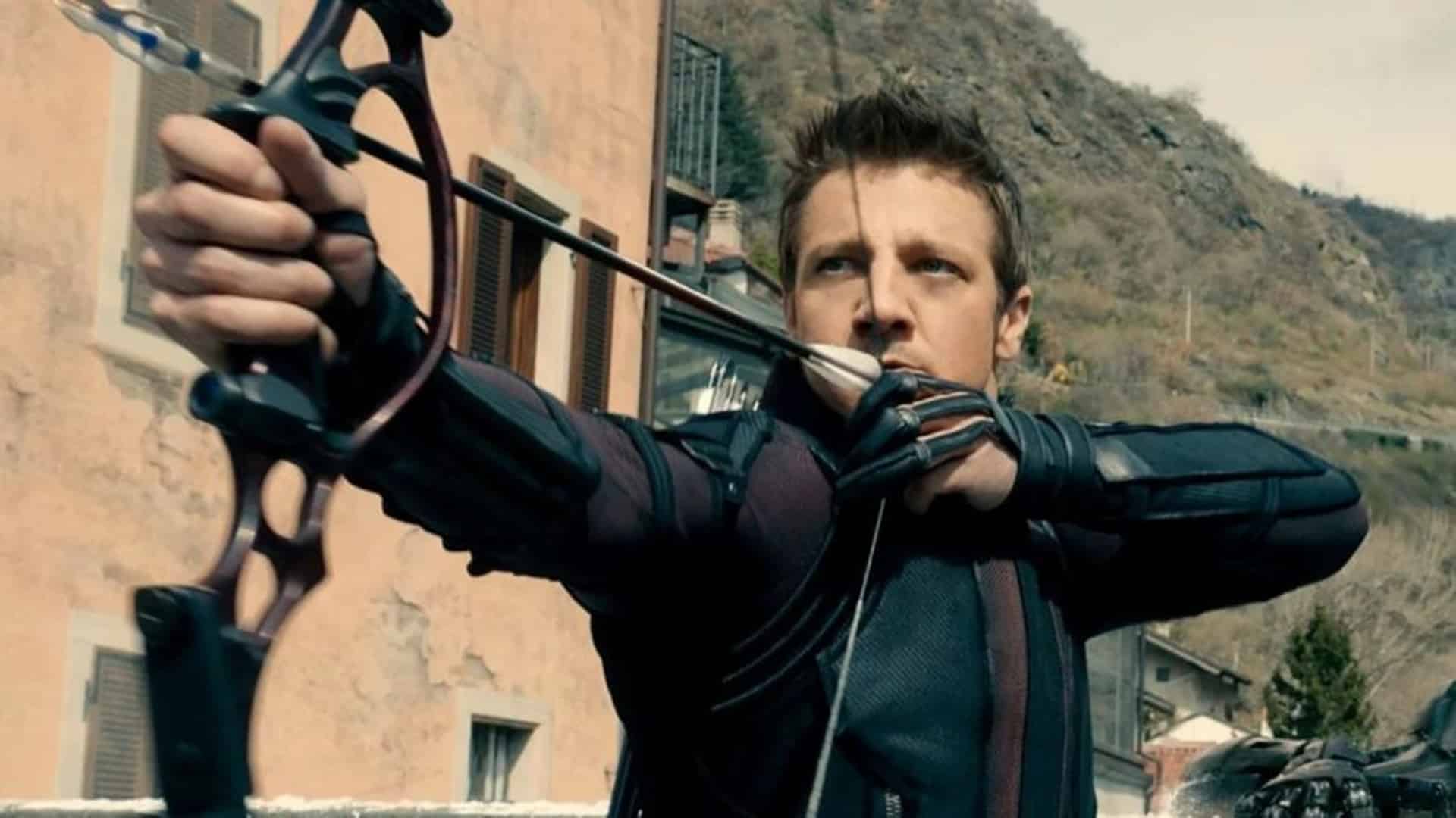 Jeremy Renner arco y flecha