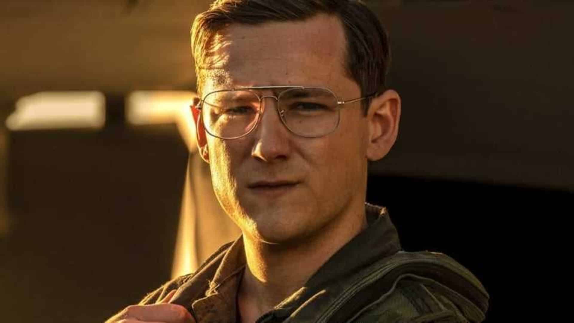 Lewis Pullman