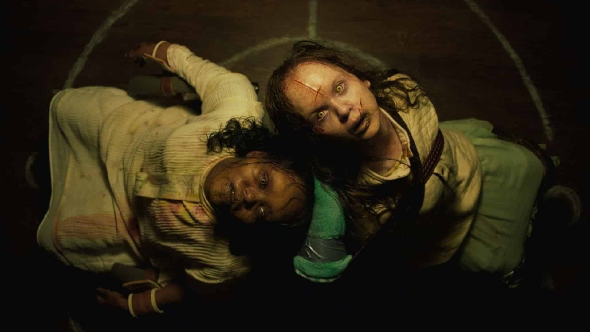 El exorcista: creyentes, escena