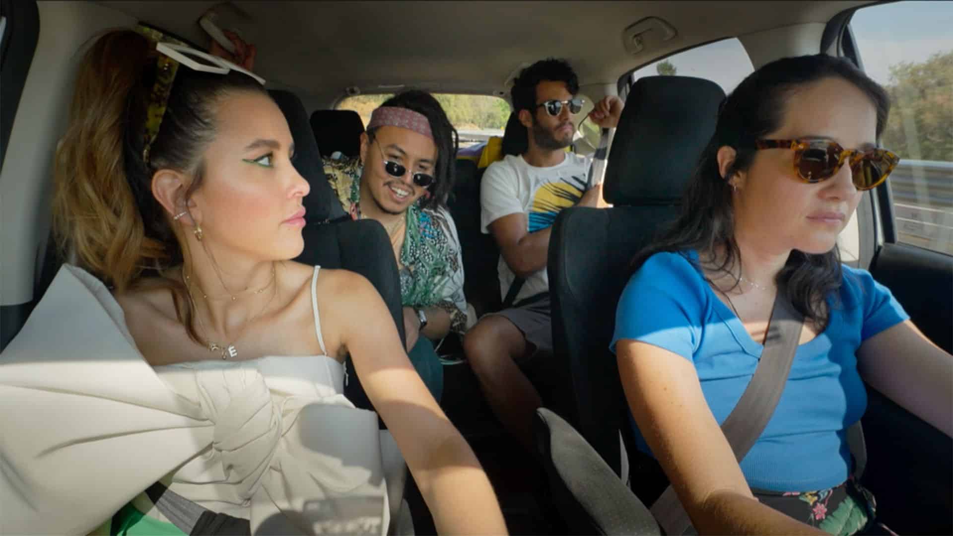 Entra en mi vida, protagonizada por Paulina Goto y Ximena Sarñana, es la primera película del comediante y creador de contenido Lalo Elizarrarás.