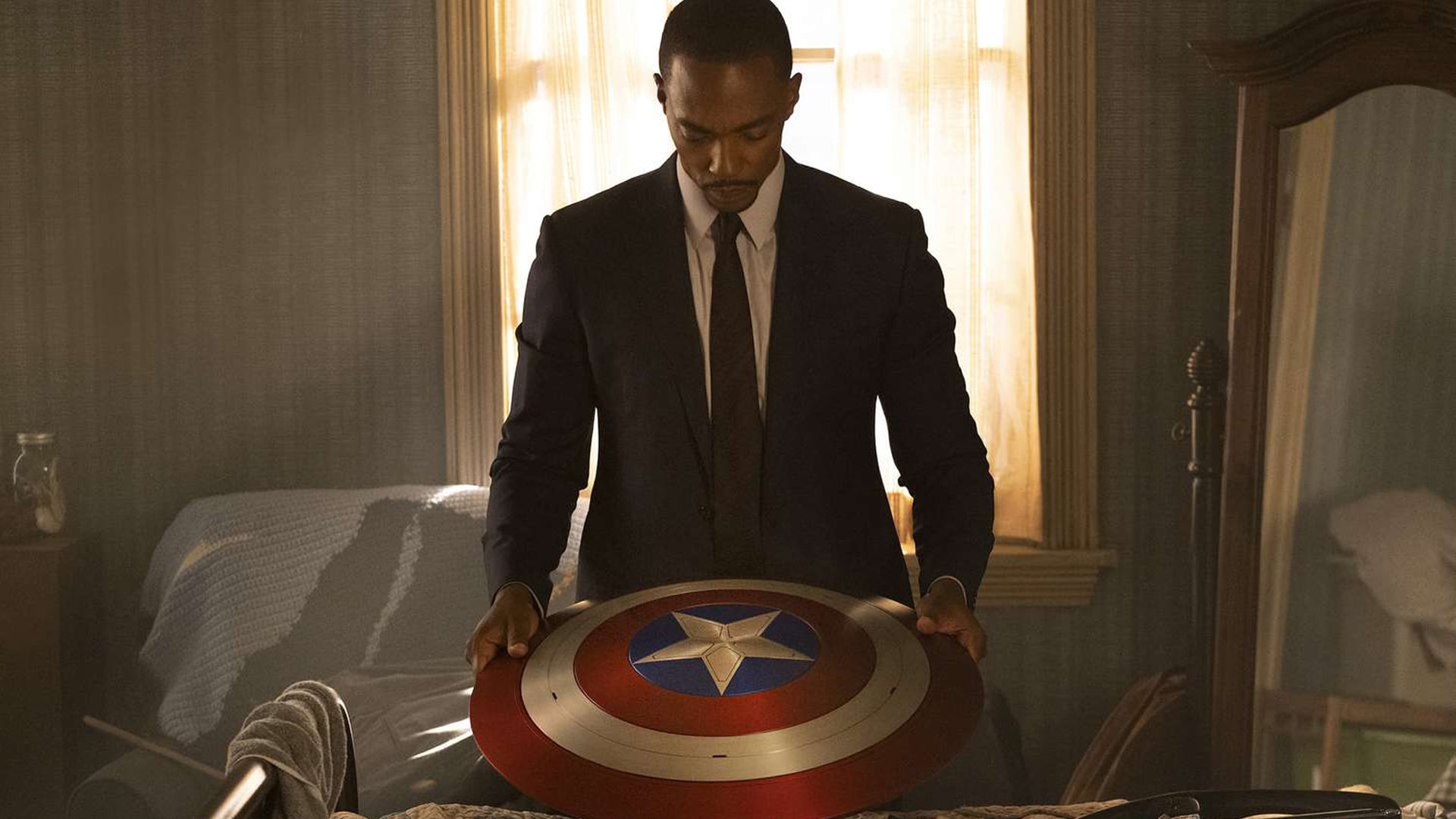 Anthony Mackie, escudo Capitán América