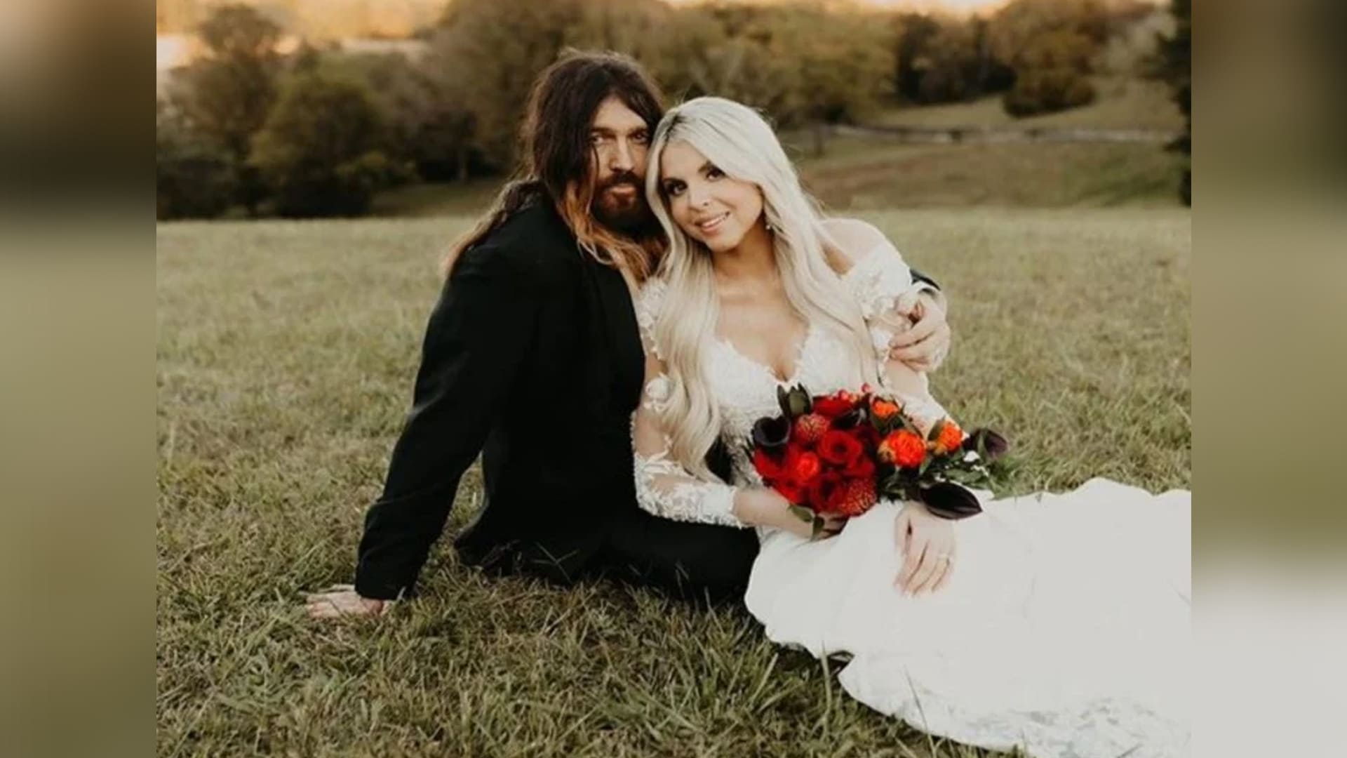 Billy Ray Cyrus boda con Firerose