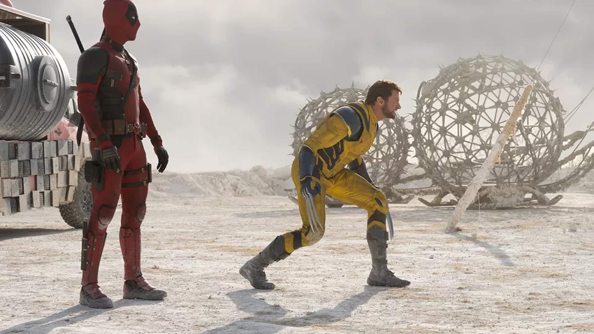 Deadpool y Wolverine desierto