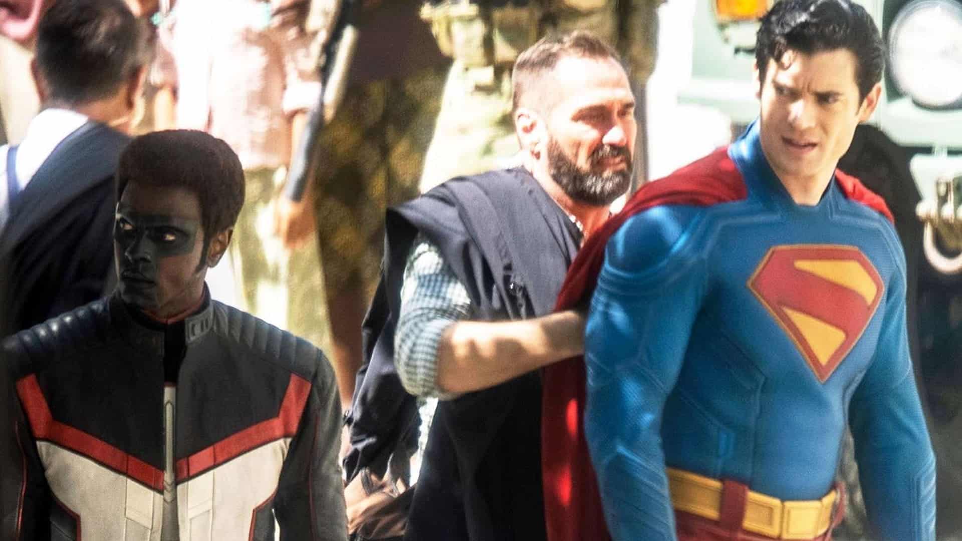 David Corenswet filmando Superman