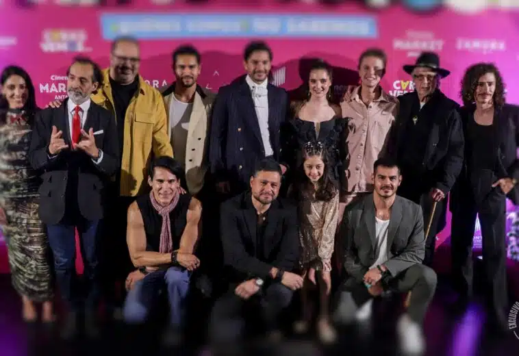 ¡De locos! Así se vivió la premiere de Caras vemos… con todo el elenco