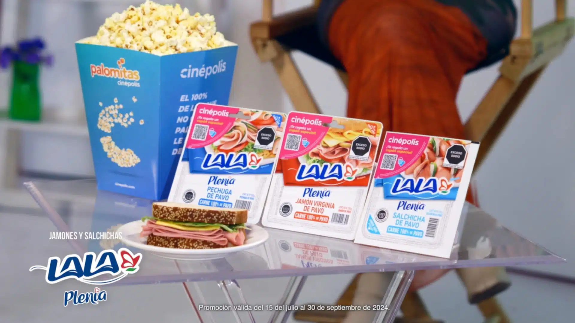 Lala Plenia salchichas jamones palomitas Cinépolis 