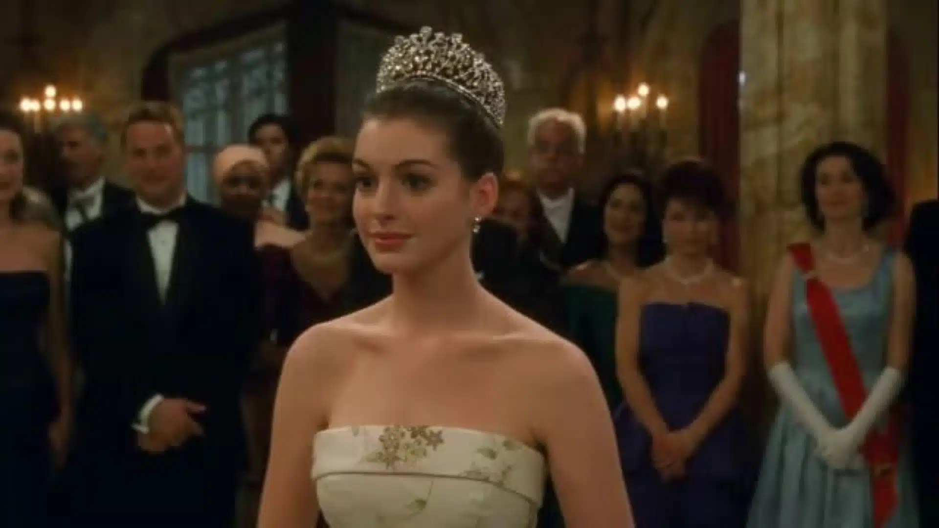 Anne Hathaway El diario de la princesa 3 