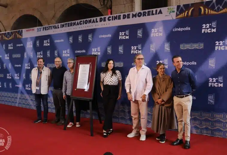 FICM 2024: Liv Tyler y Rodrigo Prieto dedican a los cinéfilos placa conmemorativa