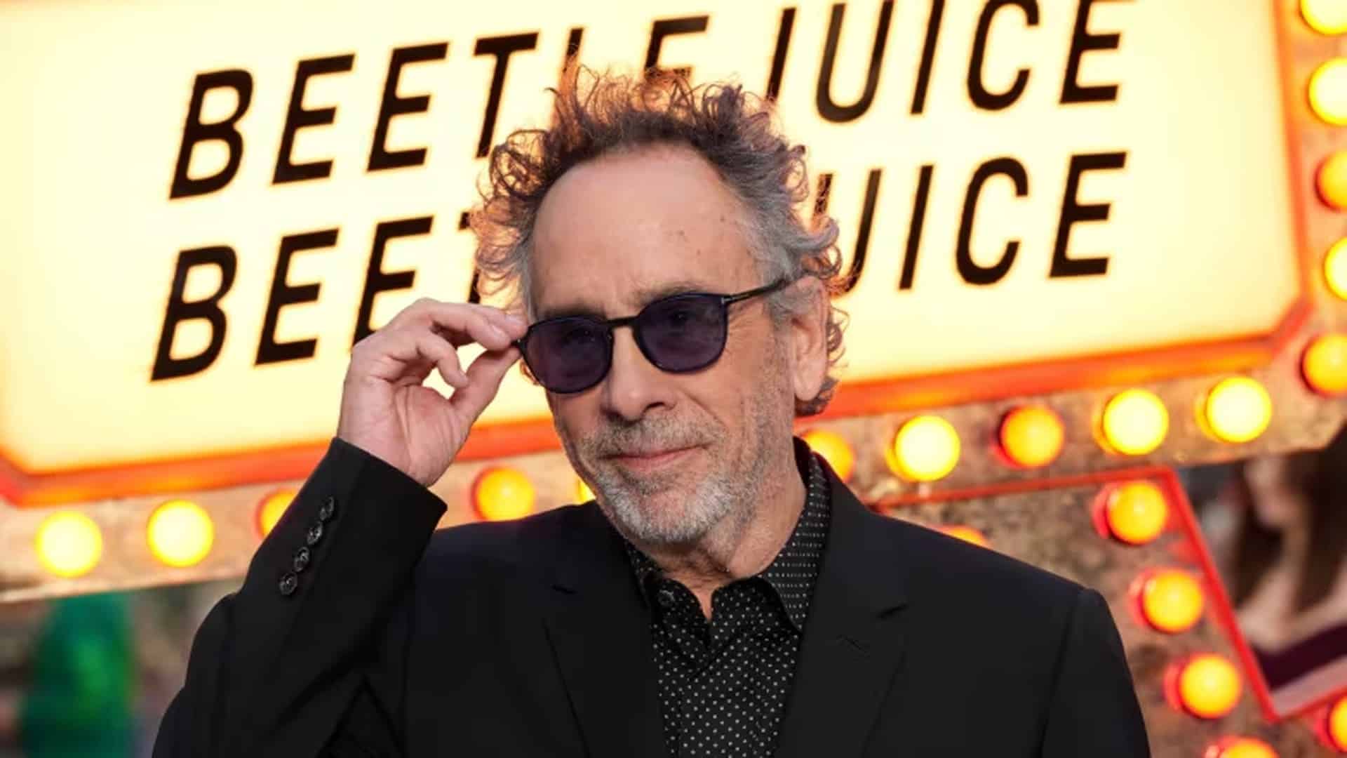 Tim Burton en la premiere de Beetlejuice Beetlejuice