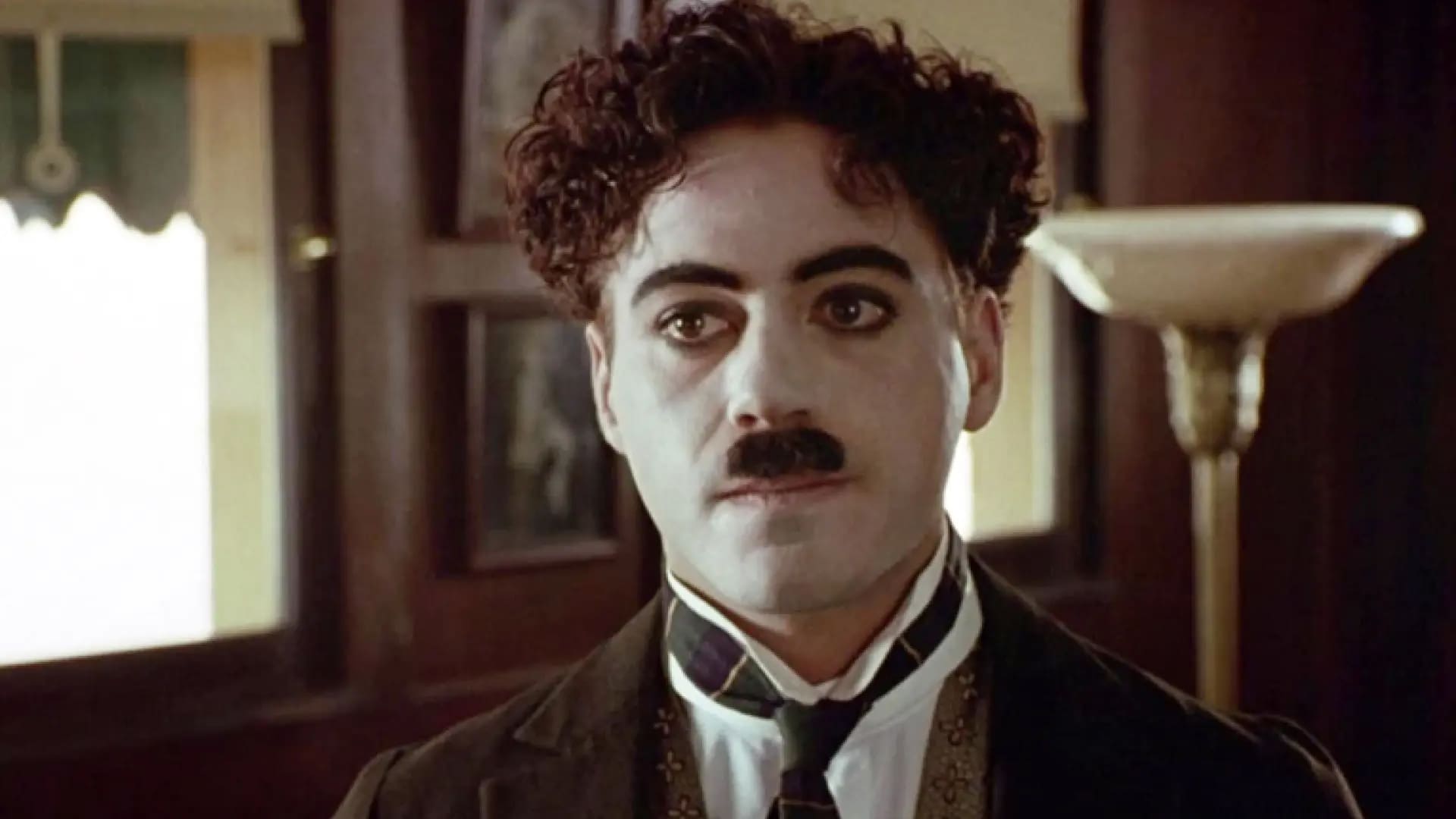 chaplin película 1992