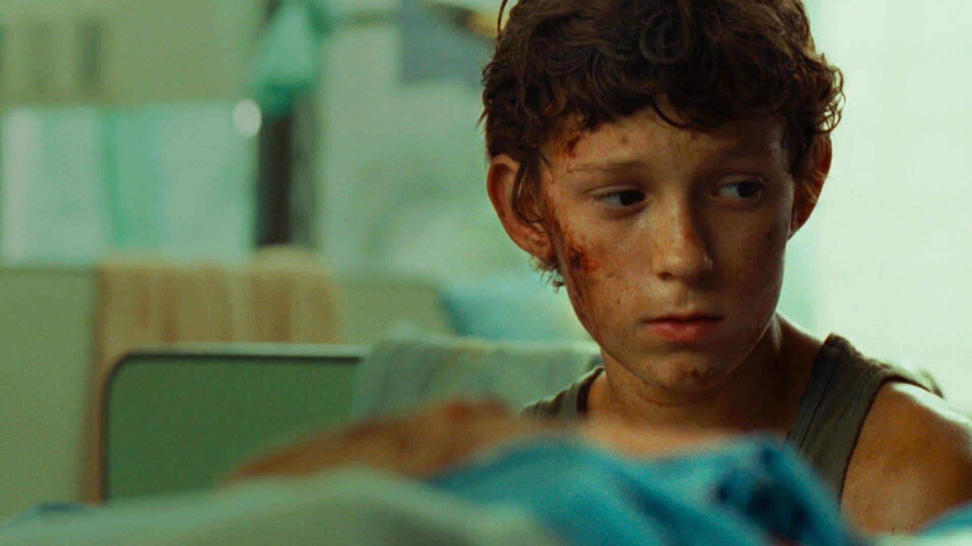 Tom Holland en Lo imposible