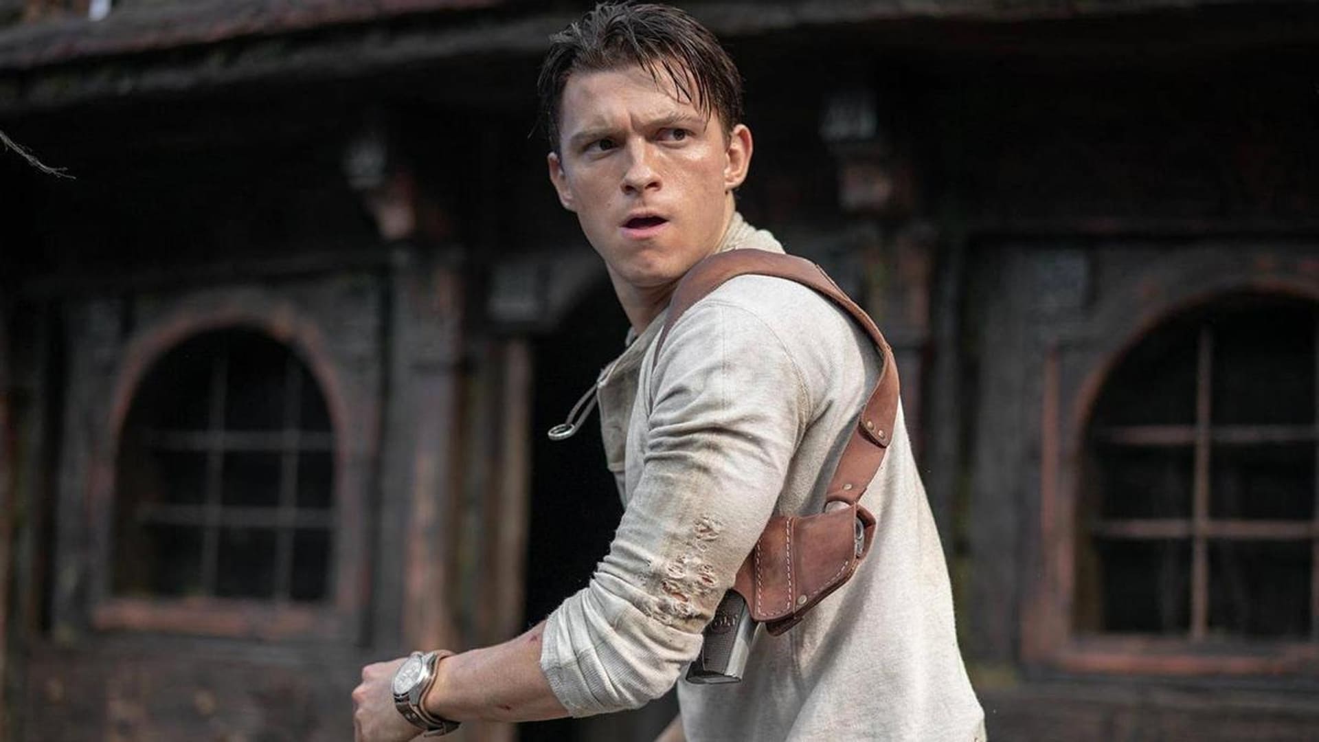 Tom Holland como Nathan Drake