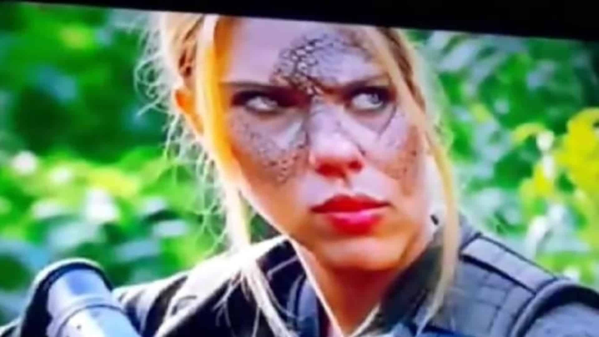 scarlett johansson dinosaurio en jurassic world rebirth