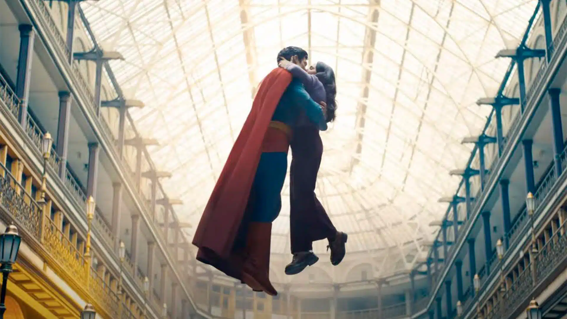 Lois Lane y Superman beso