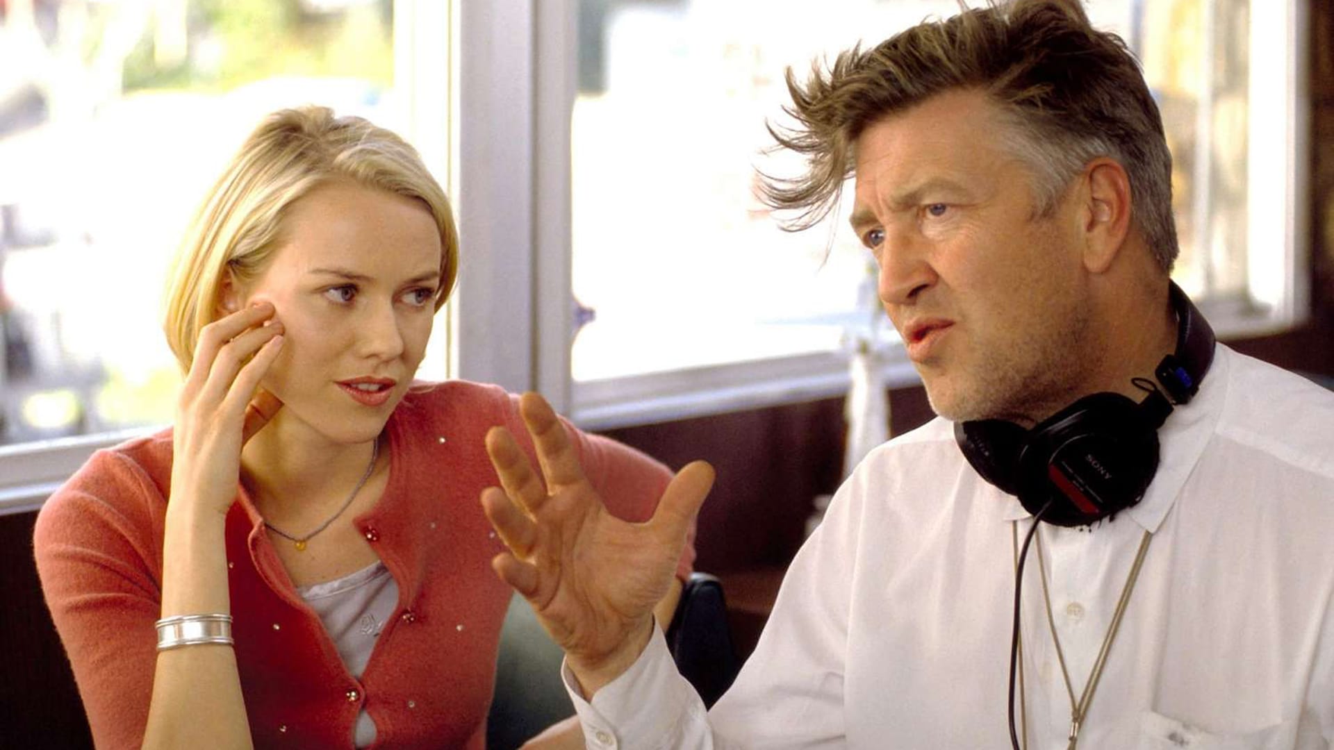 david lynch dirigiendo en el set