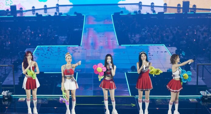 red velvet happiness diary