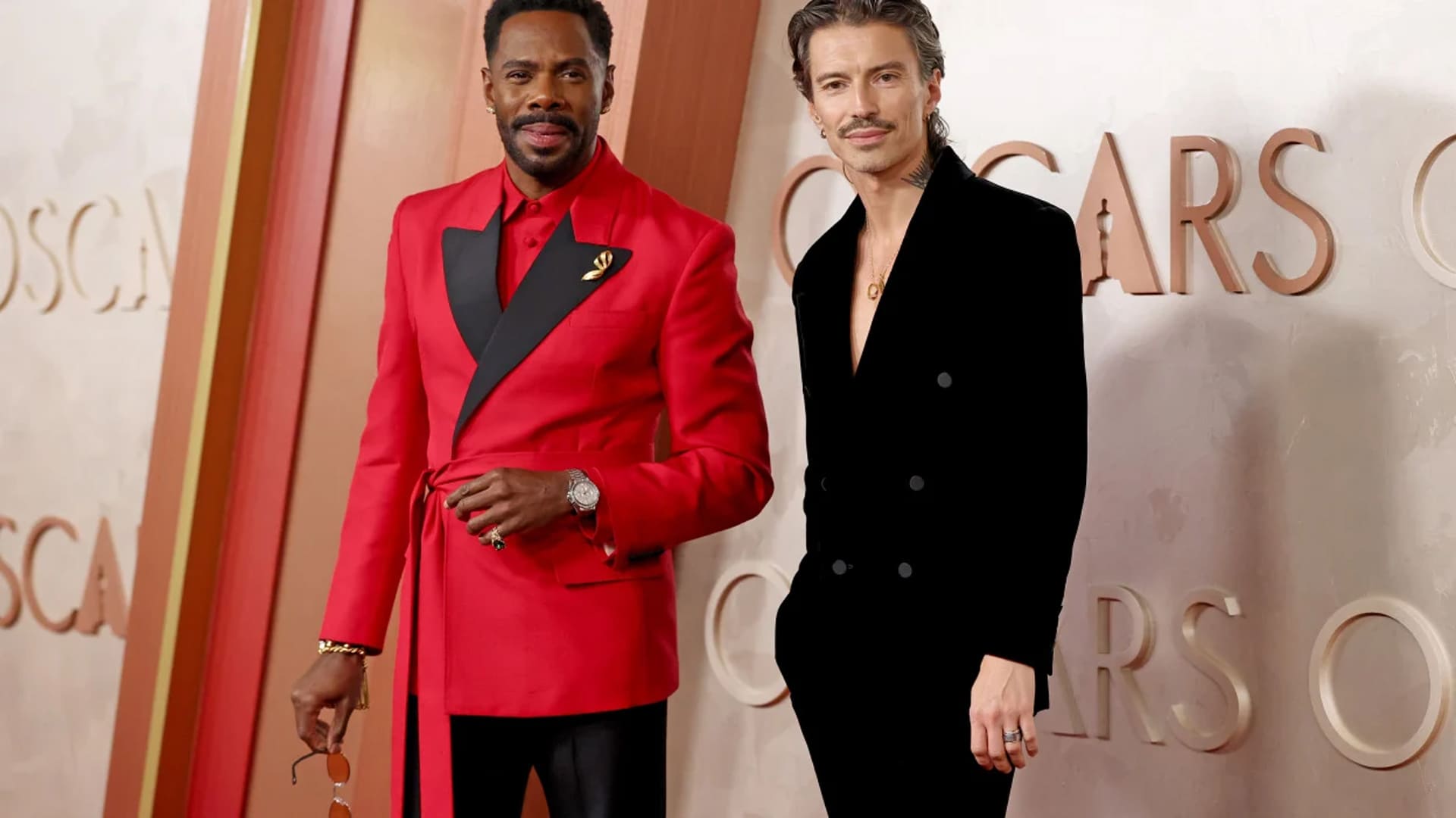 Colman Domingo y su esposo en los Oscar