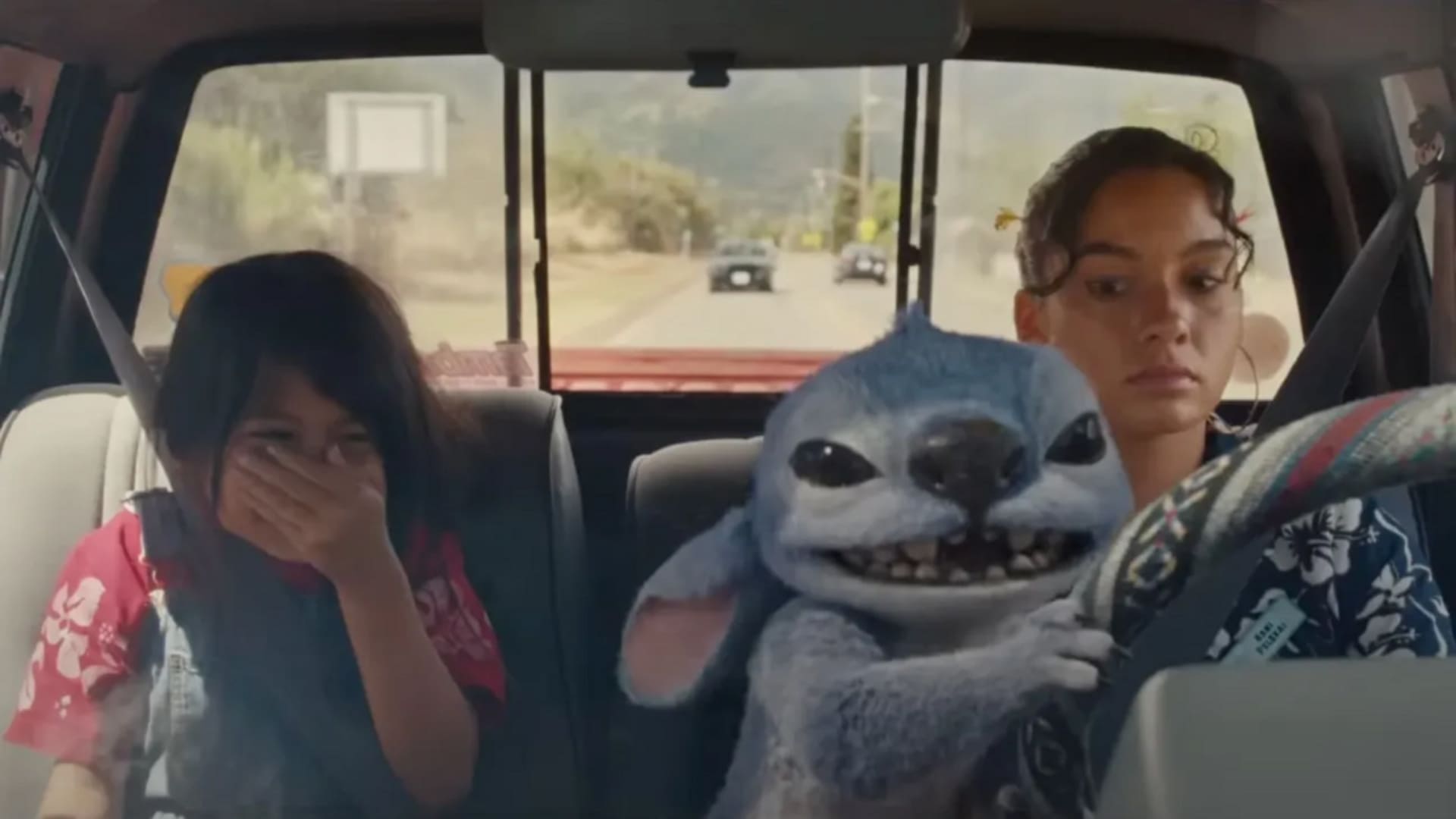 Lilo & Stitch, Lilo y Nani