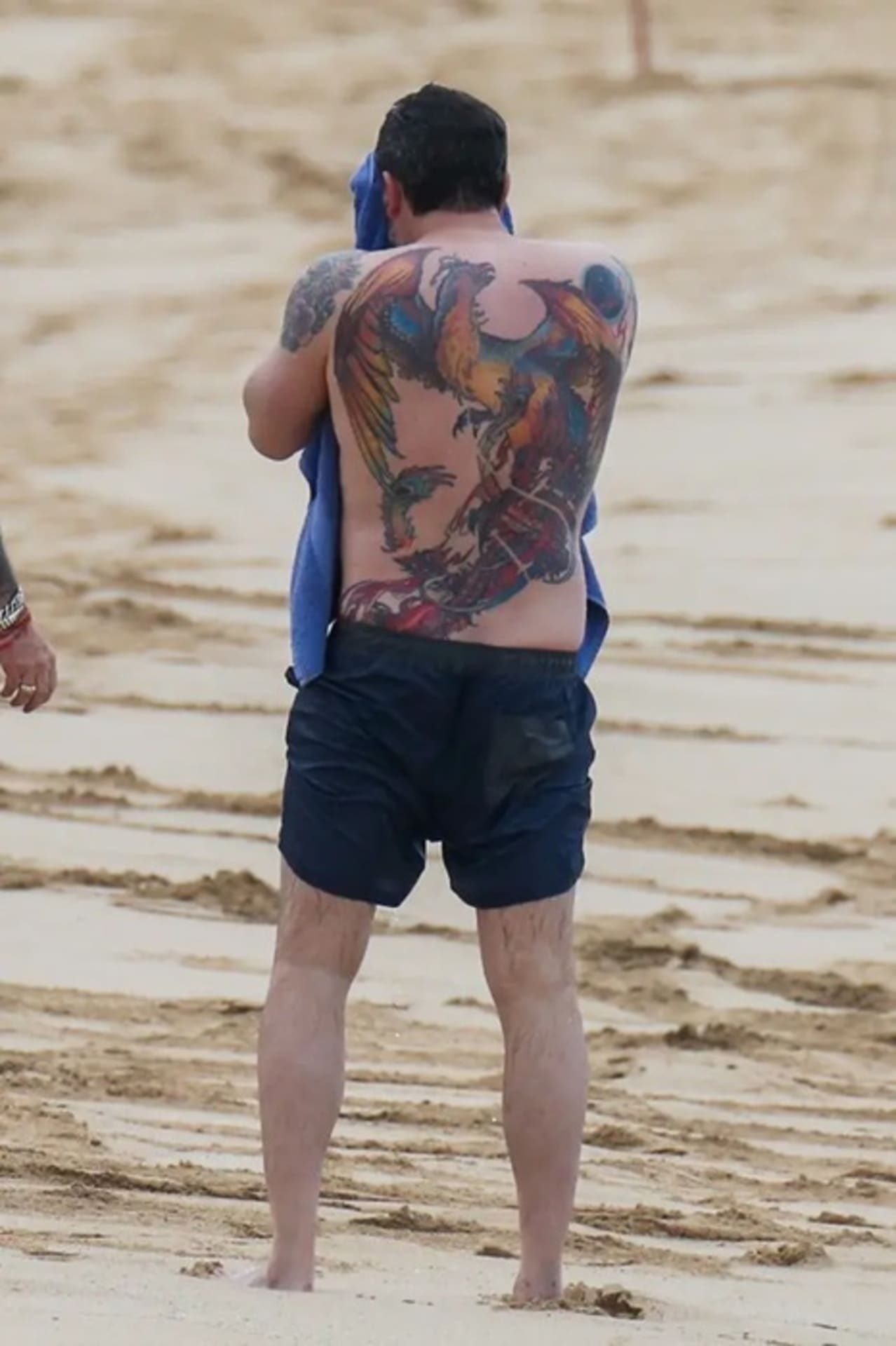 ben affleck tatuaje espalda, Foto: Vía BACKGRID