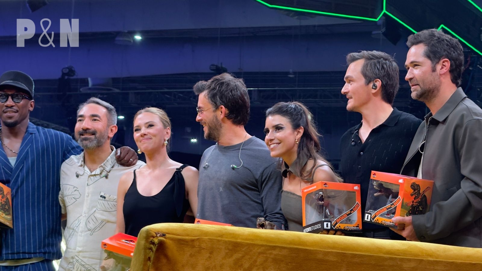 Elenco de Jurassic World Renace Omelet Stage CCXP 2025