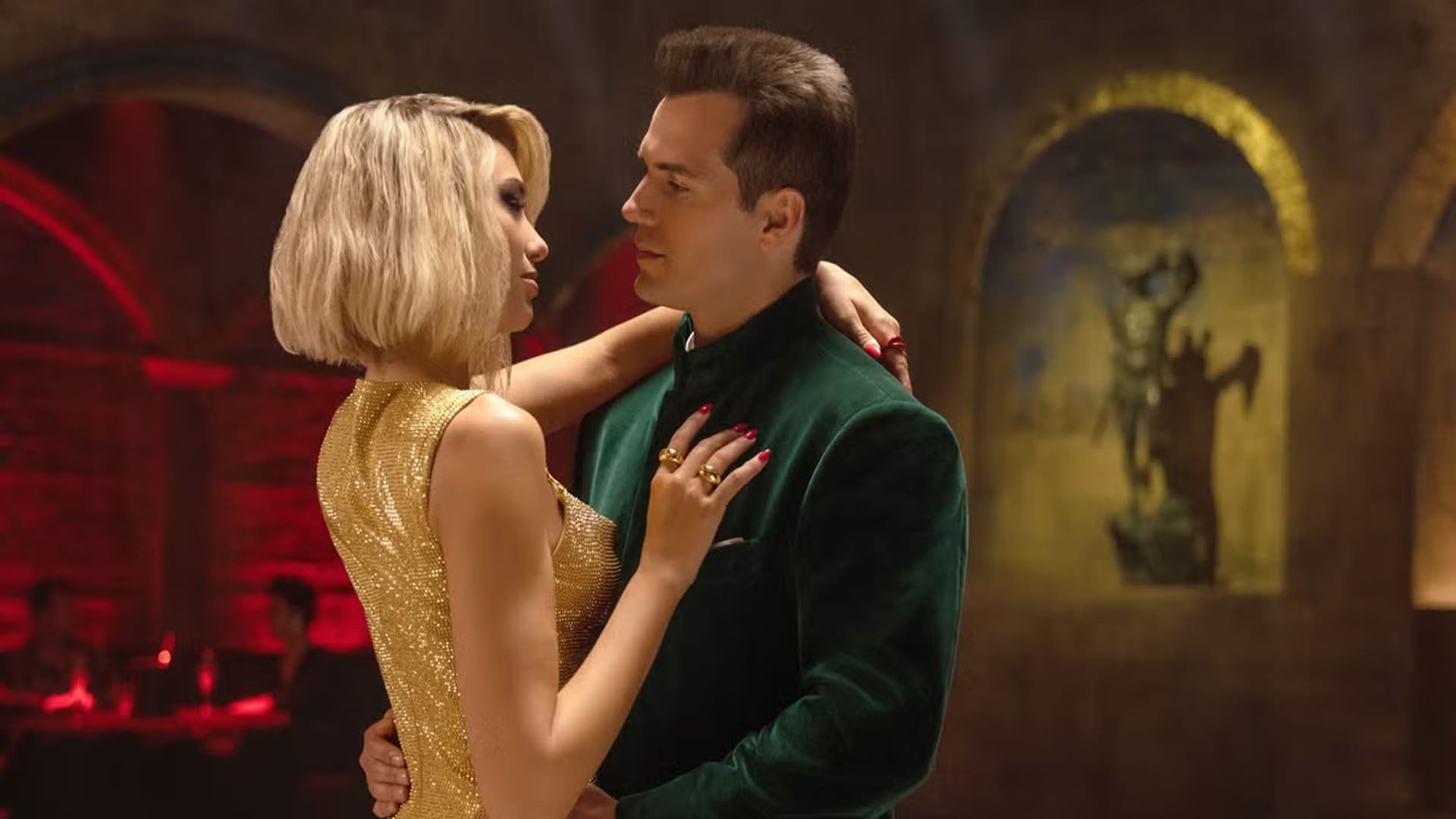 Henry Cavill y Dua Lipa en Argylle