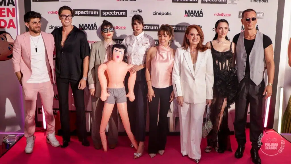 ¡Erika Buenfil fue la mejor Mamá reinventada en su premiere!