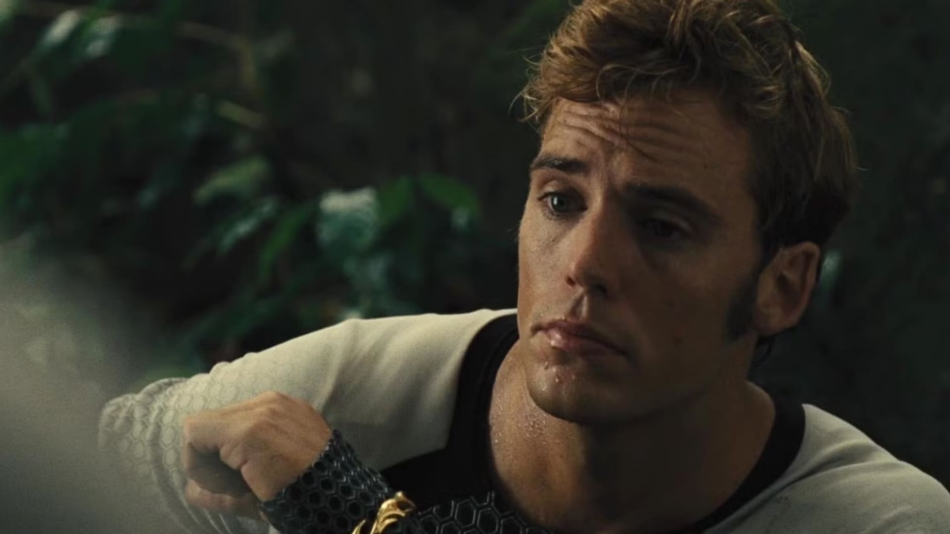 Finnick en la arena, En llamas
