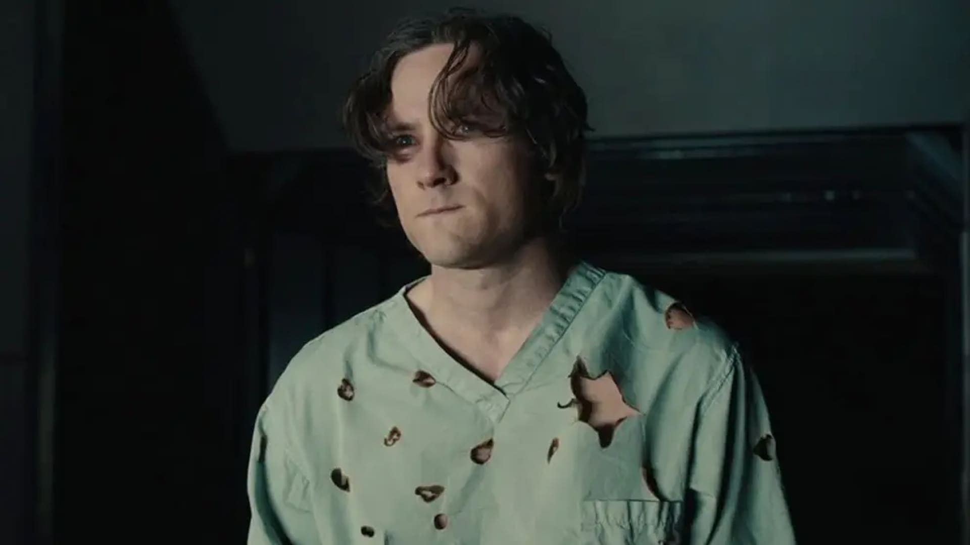 Lewis Pullman como Sentry