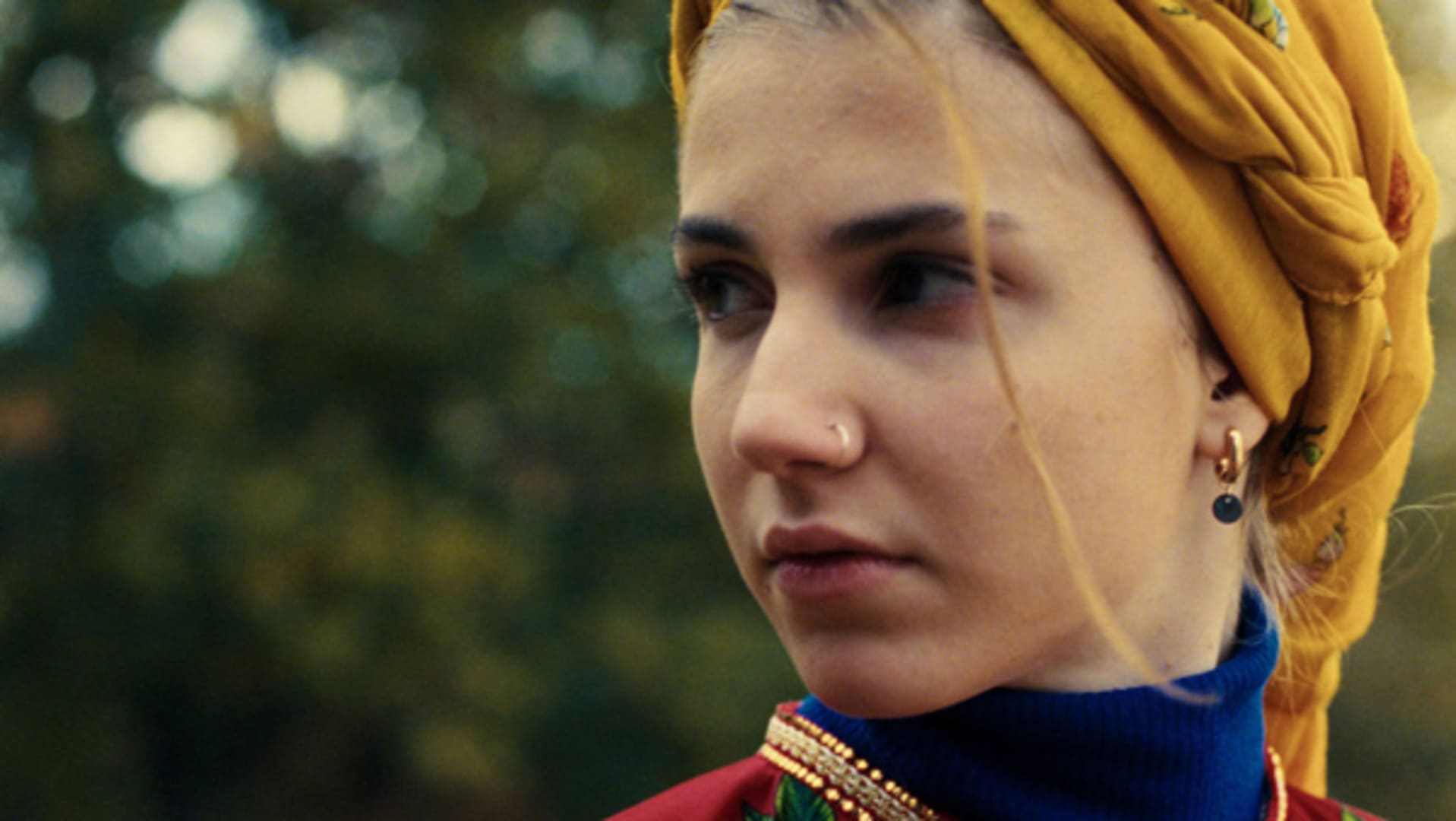 mujer con turbante