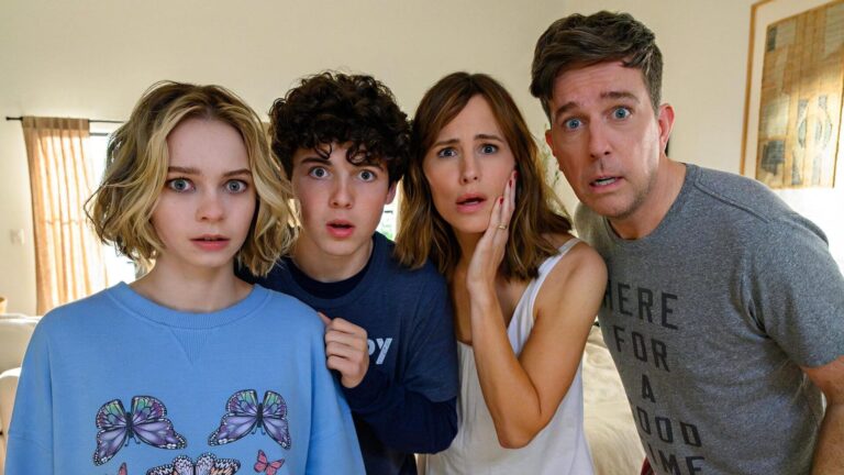 Familia revuelta still