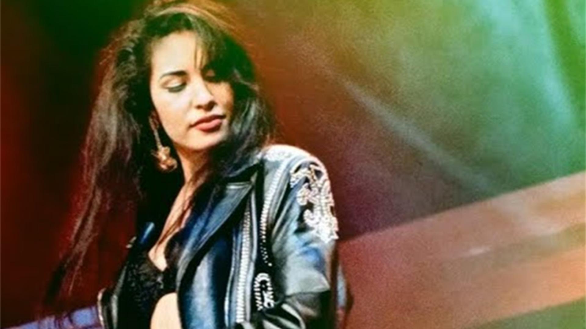 selena y los dinos