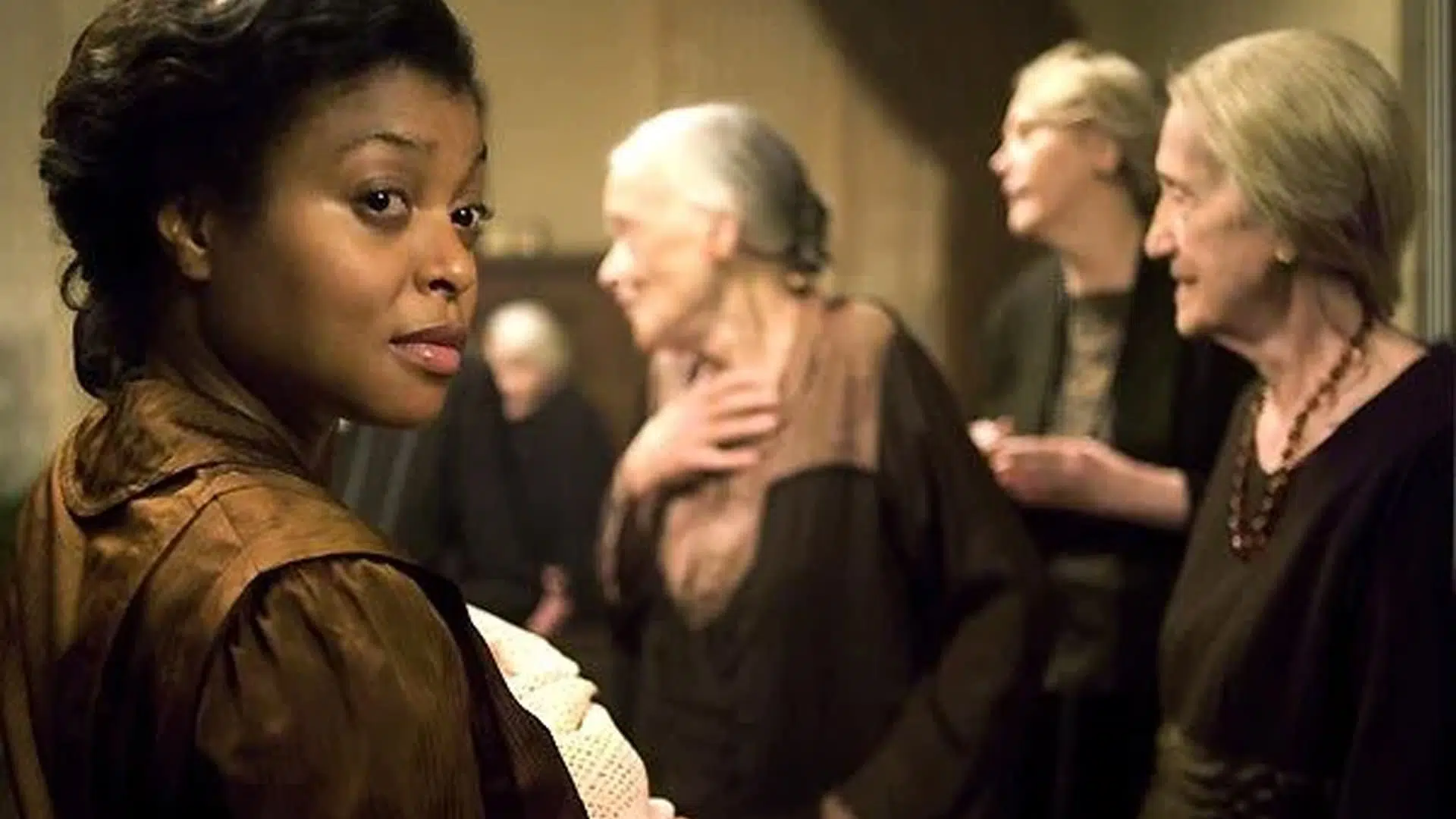 Benjamin Button, Queenie