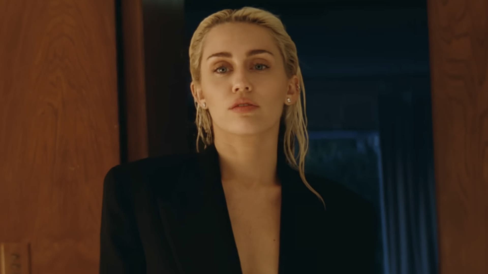 miley cyrus music video