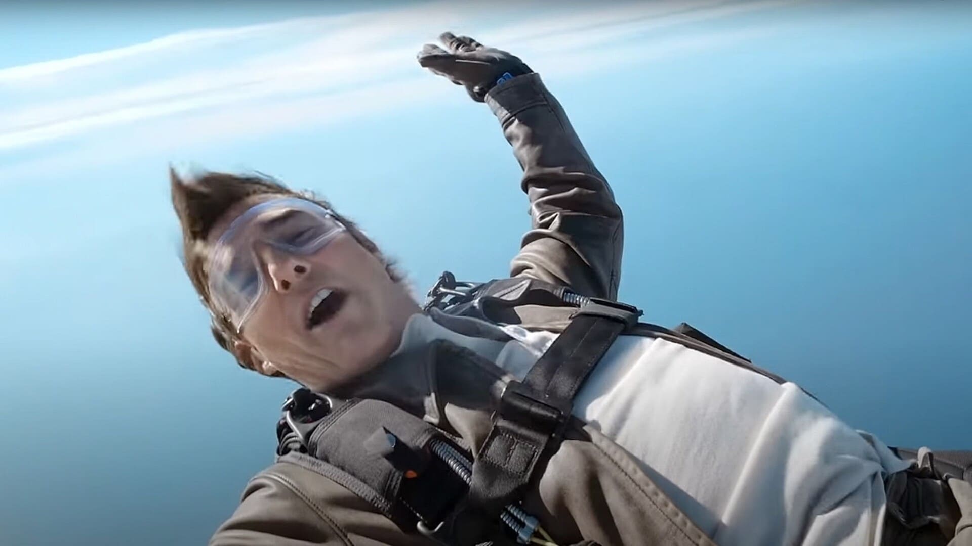 tom cruise saltando en el aire