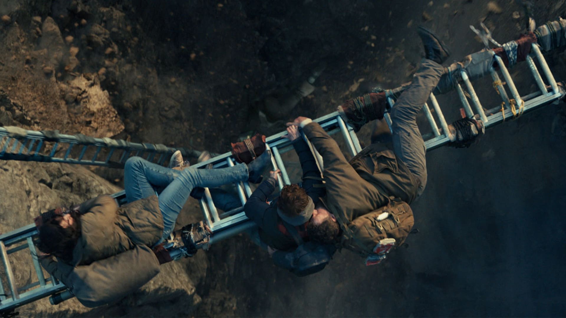 El día del fin del mundo puente colgante Cartelera Cinépolis: Conoce los mejores estrenos de febrero 2026