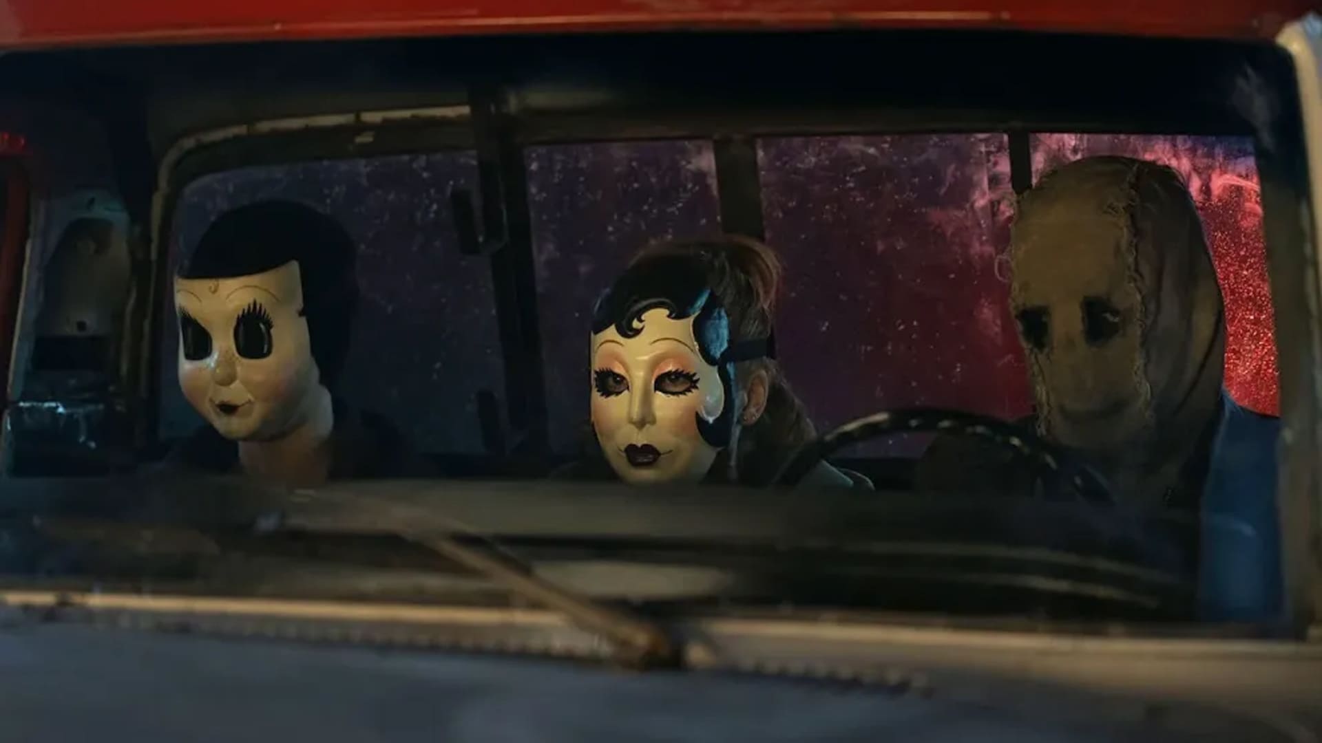 Los extraños 3 camioneta
