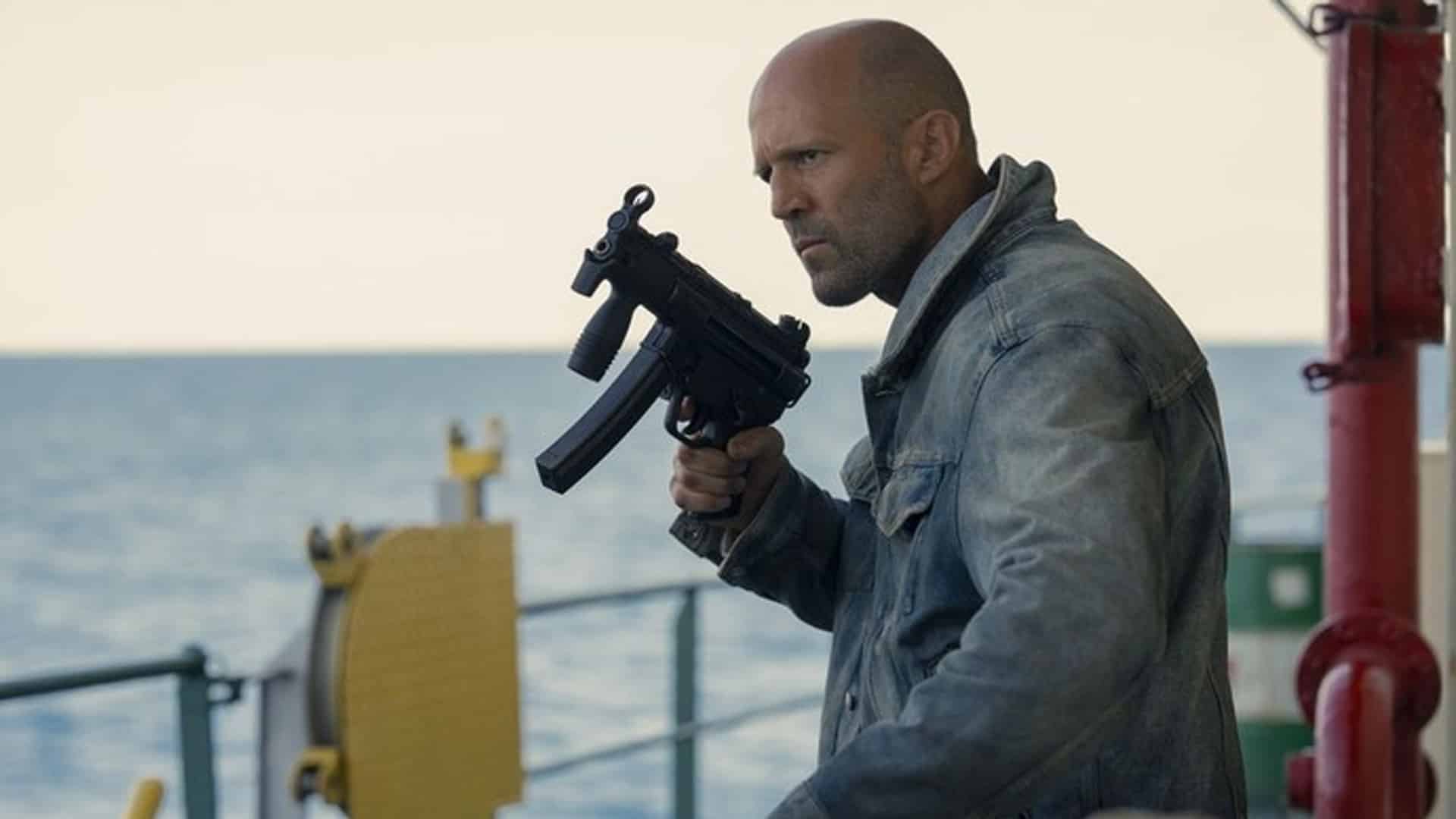 Jason Statham en barco cinépolis agosto